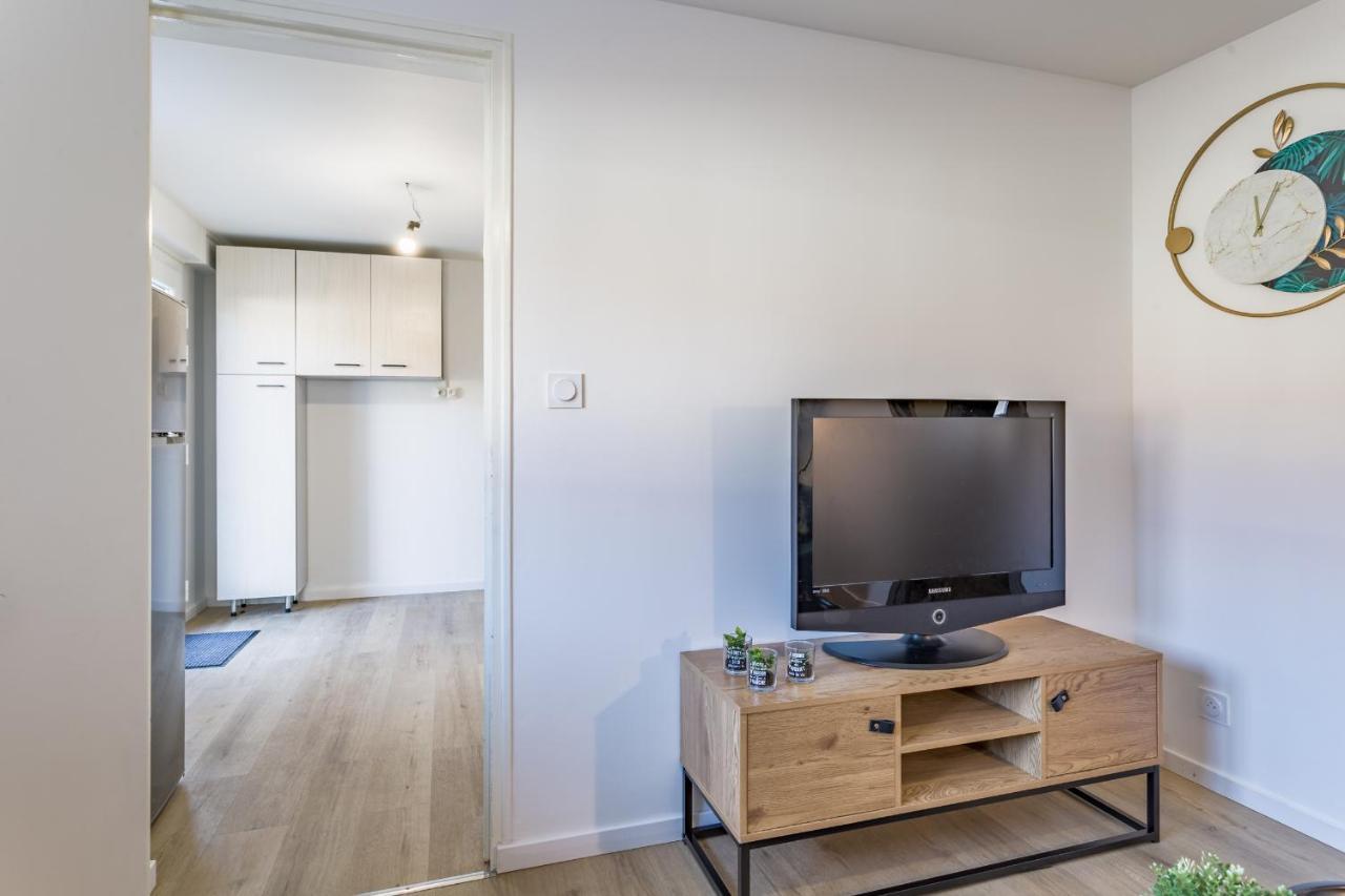 Le Cosy - Providence - Parking - Terrasse Apartment Troyes Bagian luar foto