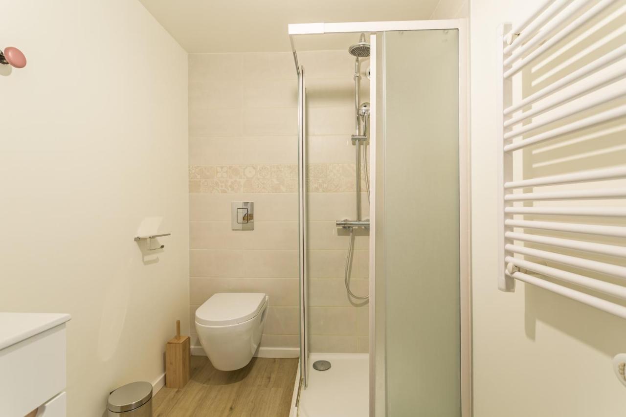 Le Cosy - Providence - Parking - Terrasse Apartment Troyes Bagian luar foto